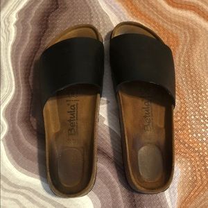 Birkenstock Betula’s size 8